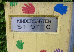 Kindergarten St. Otto Eingangsschild