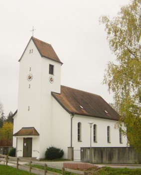 Kirche St. Theresia Nicklheim - Aussenansicht