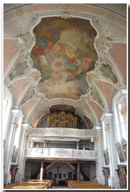 Innenraum Pfarrkirche Mariä Himmelfahrt Bad Aibling
