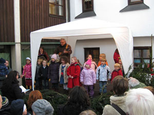 Zwergerlchor bei Erstkommunion