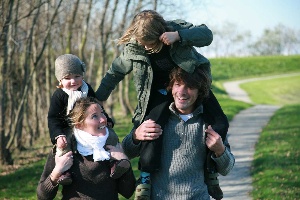 Familie im Herbst