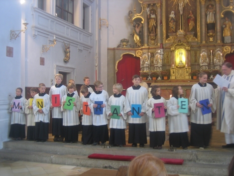 20121125 Ministranteneinführung 01