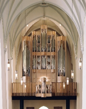 Orgel in Pfarrkirche St. Peter und Paul in Rott am Inn