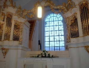 Orgel in Pfarrkirche St. Peter und Paul in Rott am Inn