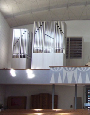Orgel der Pfarrkirche Zum Allerheiligsten Welterlöser in Hebertshausen
