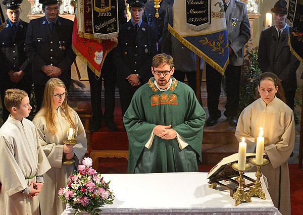 Volkstrauertag Pfarrei St. Johannes der Täufer Aspertsham 2014