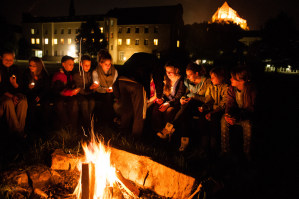 Lagerfeuer Miniausflug Burghausen