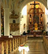 Innenansicht Pfarrkirche<br/>13.7.2003<br/>Sr. Eva Maria