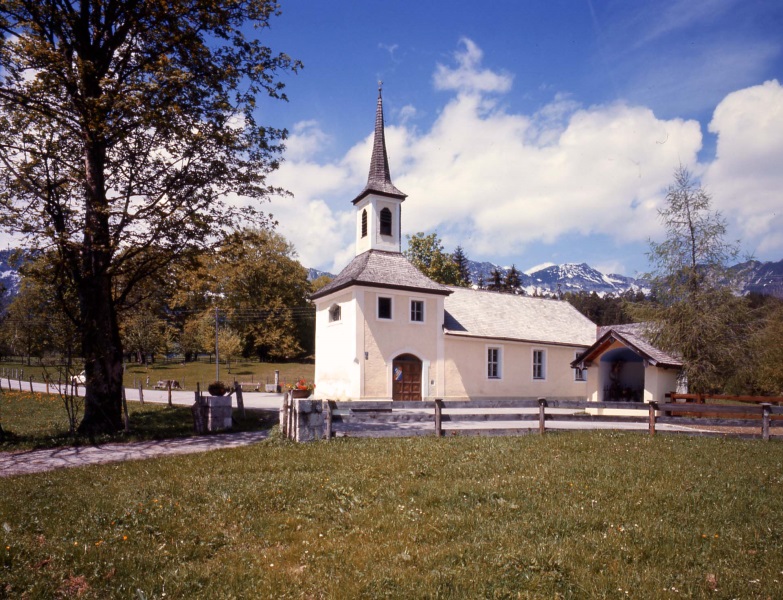 Loipl Kirche