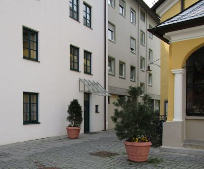 Außenansicht Pfarrhaus