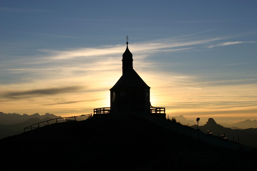 WallbergkirchleinSonnenuntergang900