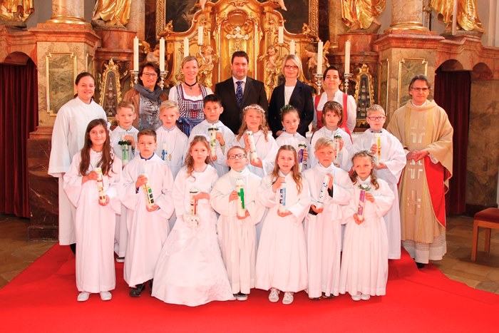 Gruppenbild Erstkommunion 2016