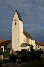 Kirche von Westen