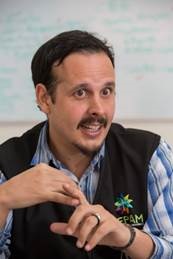 Mauricio López