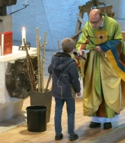 Einführung Erstkommunionkinder in St. Albertus Magnus