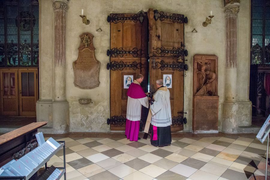 Schließung der Hl. Pforte in St. Martin Landshut