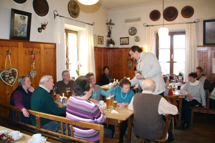 PVT_Hofkirchen_Weihnachtsfeier_Senioren_2016 (5)