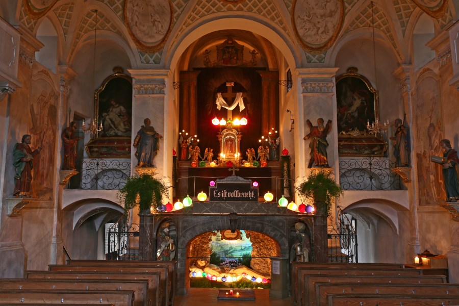 Heiliges Grab und Kreuzaltar in Bad Tölz