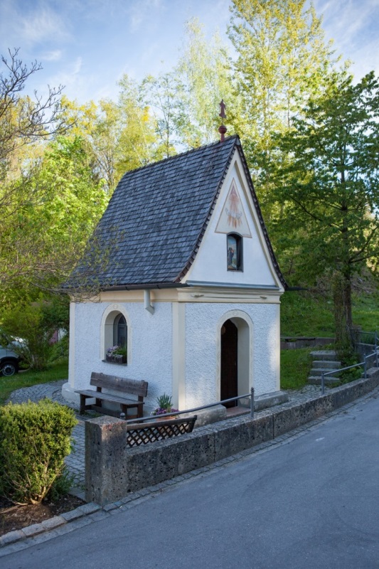 Leonhardspfunzen Brunnenkapelle zur hl. Maria und zum hl. Leonhard Außenansicht