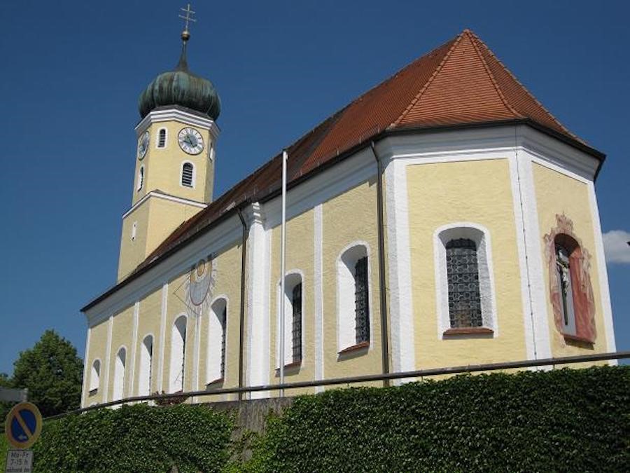 St. Laurentius, schräg von der Seite P. Ignatius