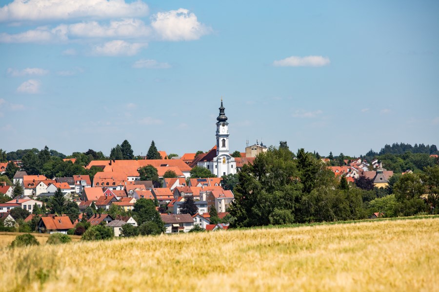 Kloster Altomünste, Sommer, Getreidefeld