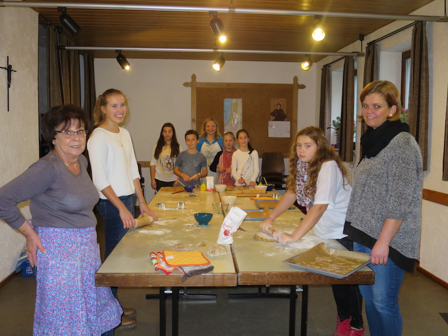 Minis und PGR beim Gänsebacken