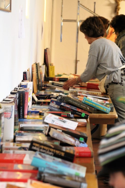 Bücherflohmarkt