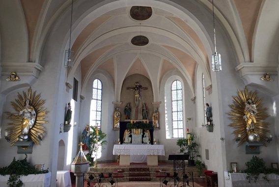 Slider Altarraum Lindacher Kirche