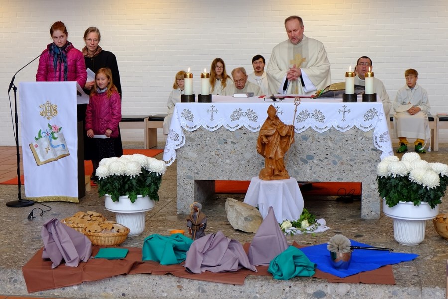 Altar mit Bären