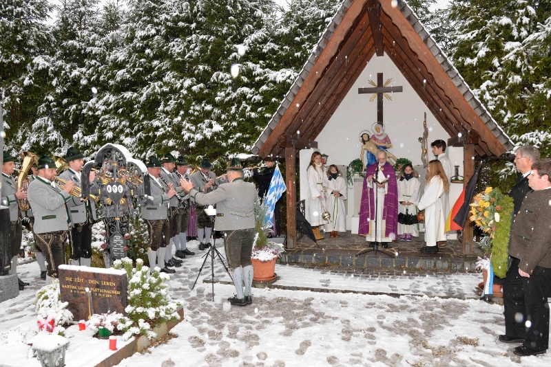 Gedenkfeier am Kriegerdenkmal