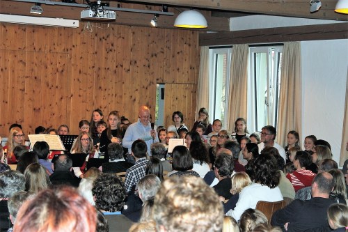 Kinder machen Musik für Kinder