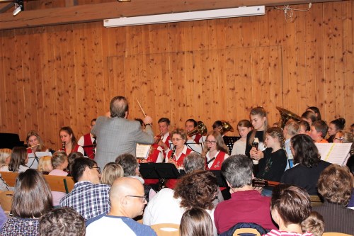 Kinder machen Musik für Kinder