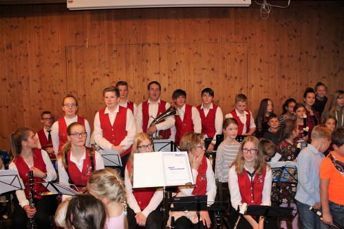 Kinder machen Musik für Kinder