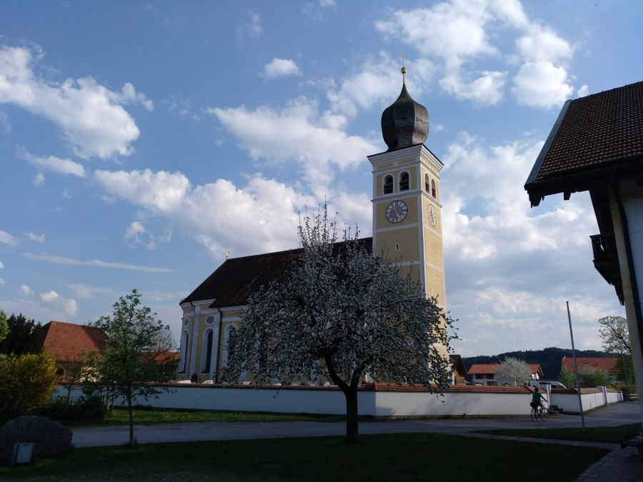 Kirche_Götting