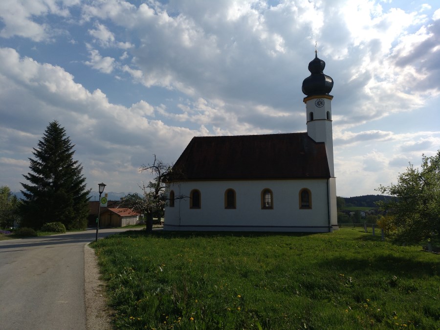 Kirche_Holzham