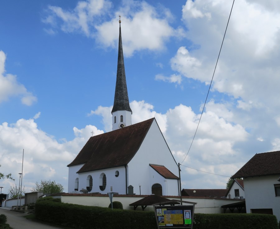 Filialkirche Niederstraubing, Pfarrei Schröding