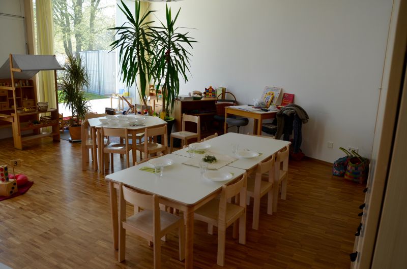 Esstische im Kindergarten