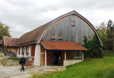 Zollingerhalle