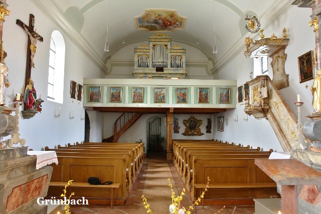 Grünbach Kirche mit Gasthaus