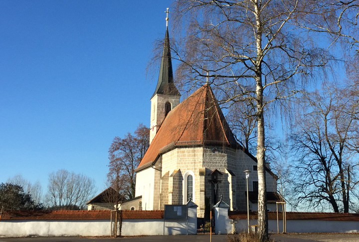 Kirche St. Peter & Paul Lindach Herbst