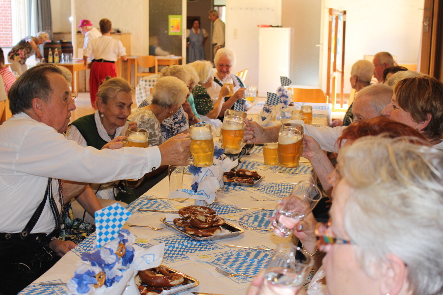 gemütliches Zusammensein beim Oktoberfest der Senioren im Oktober 2018