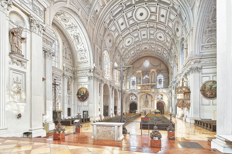 Blick in den Kirchenhauptraum