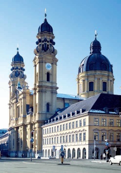 Theatinerkirche 19