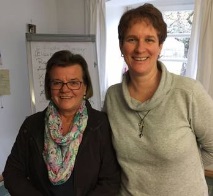 die mesnerinnen Maria Furtner und Christine Clas