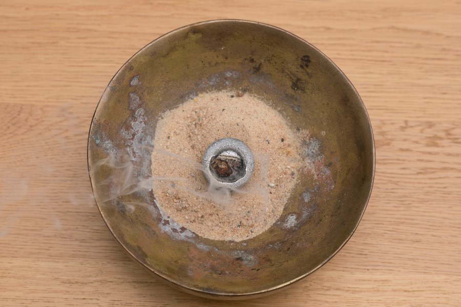 Weihrauch verglüht auf Kohle