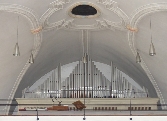 Orgel aus dem Kirchenschiff