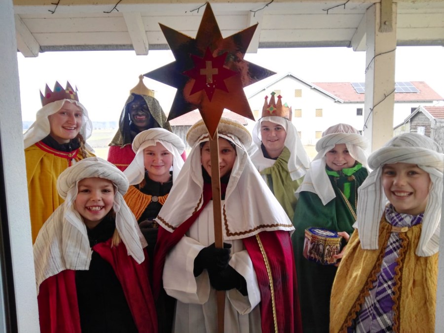 Sternsinger unterwegs Pürten