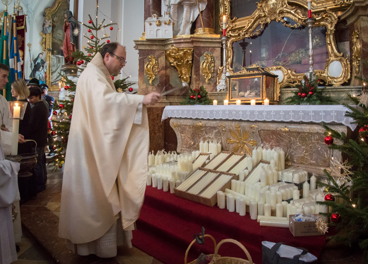 Festgottesdienst zu Maria Lichtmess mit Kerzenweihe und Blasiussegen und Verabschiedung von Diakon Simon Frank