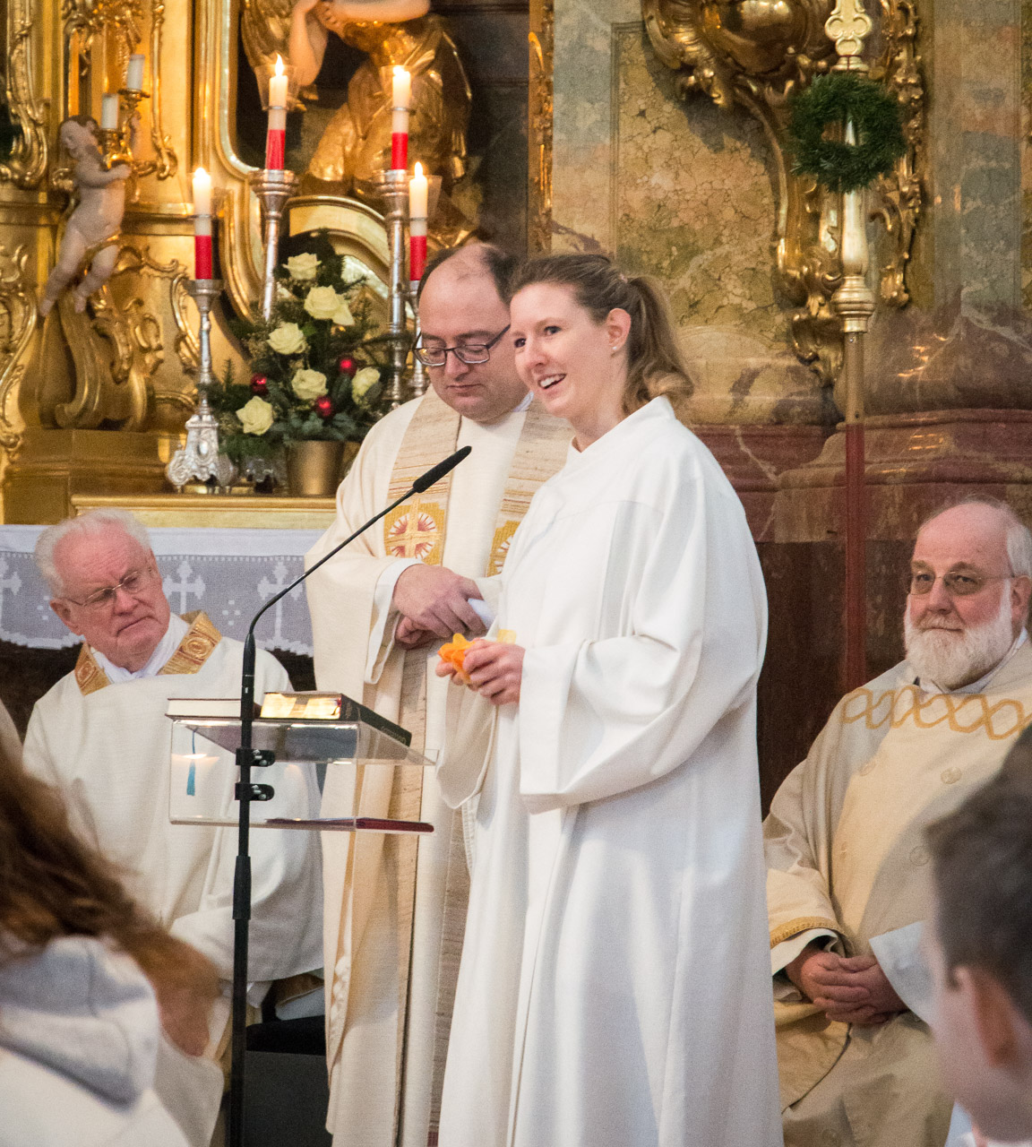 Festgottesdienst zu Maria Lichtmess mit Kerzenweihe und Blasiussegen und Verabschiedung von Diakon Simon Frank
