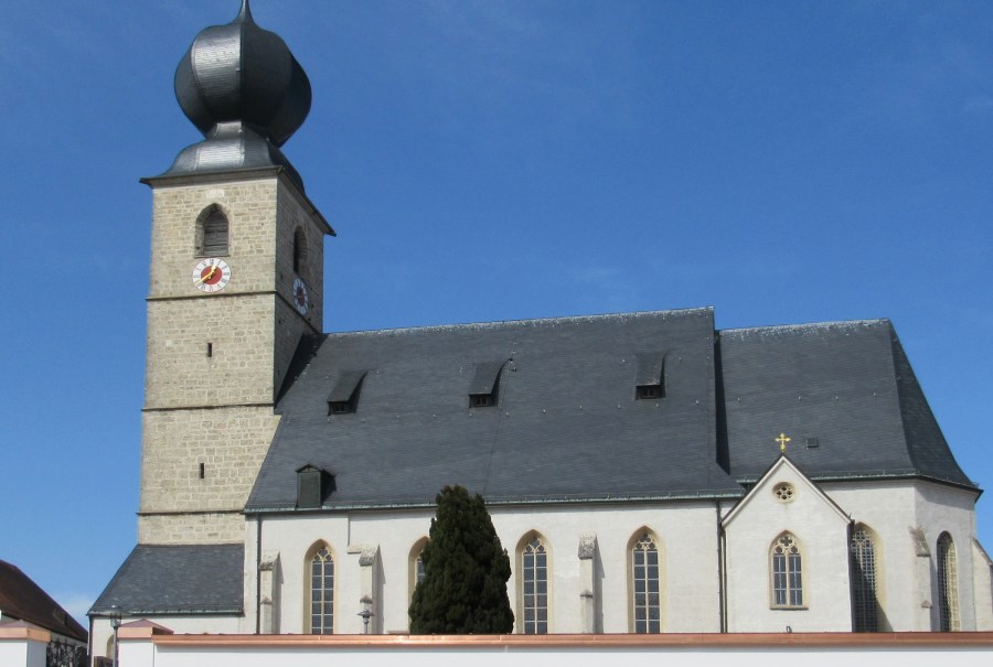 Kirche St. Andreas Außenansicht
